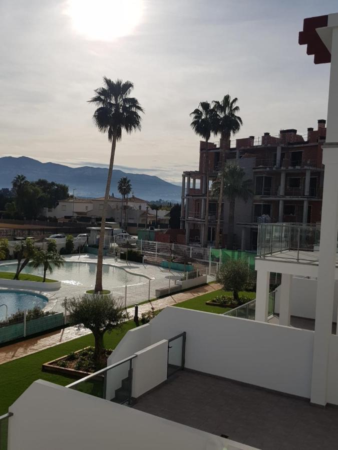 Sunny Apartment In Denia With Outdoor Swimming Pool And Garage Parking Place Included, 300M From The Sandy Beach Exteriör bild