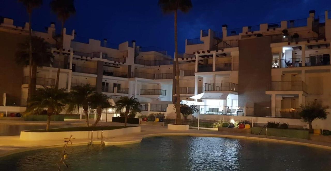 Sunny Apartment In Denia With Outdoor Swimming Pool And Garage Parking Place Included, 300M From The Sandy Beach Exteriör bild